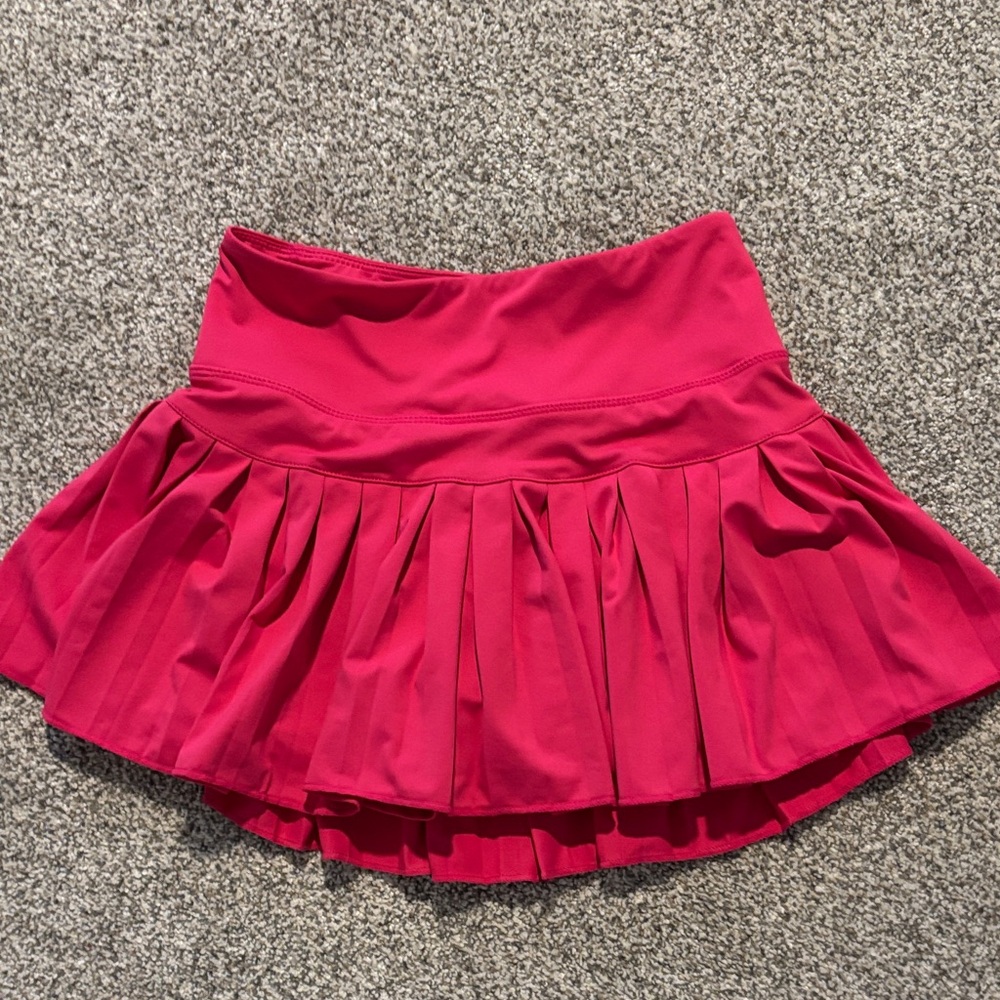 Goldhinge Pleated Skirt